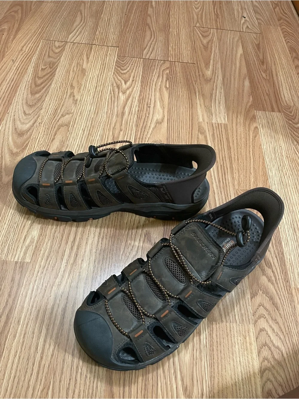 Skechers Men's Slip ins RF Tresmen Norvick Sandals Brown Size: 13